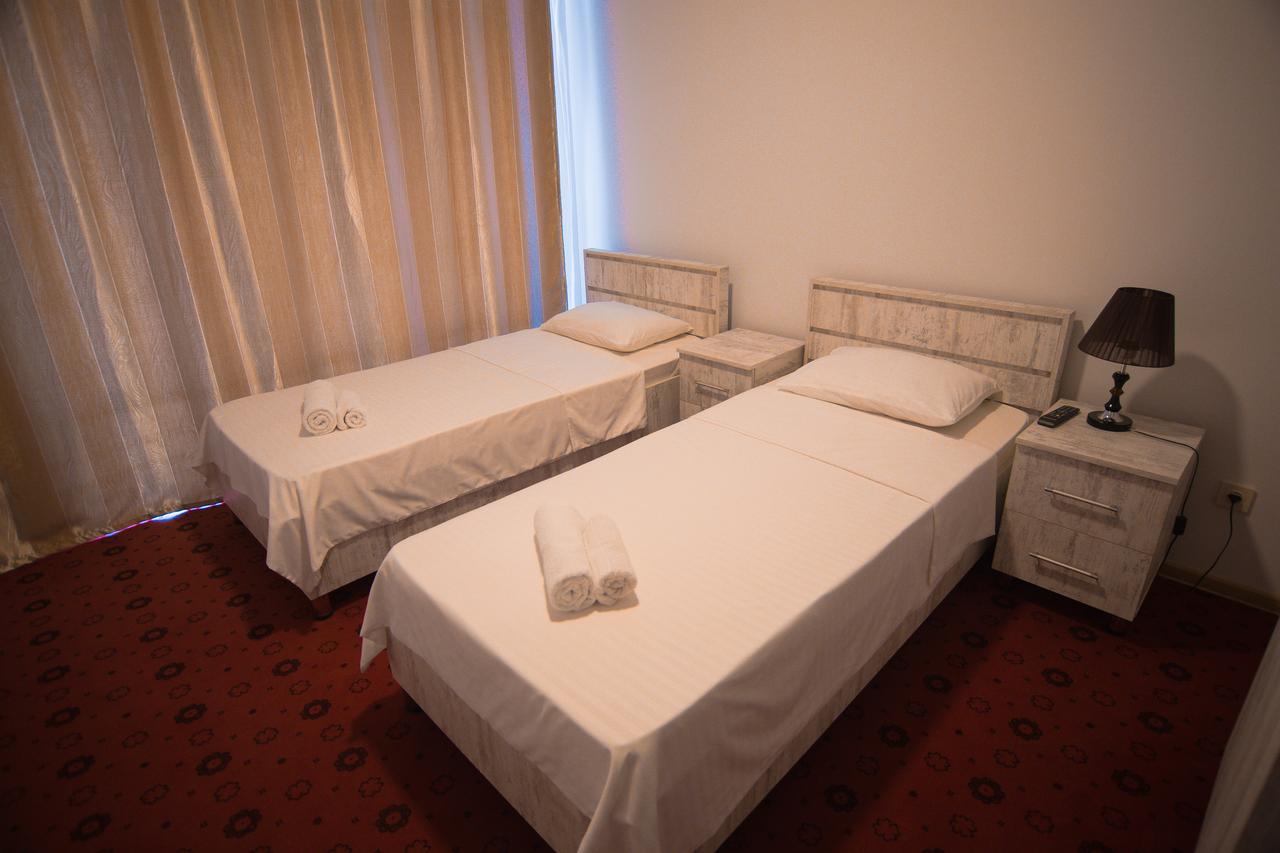 Hotel Tsiskari Telavi Esterno foto