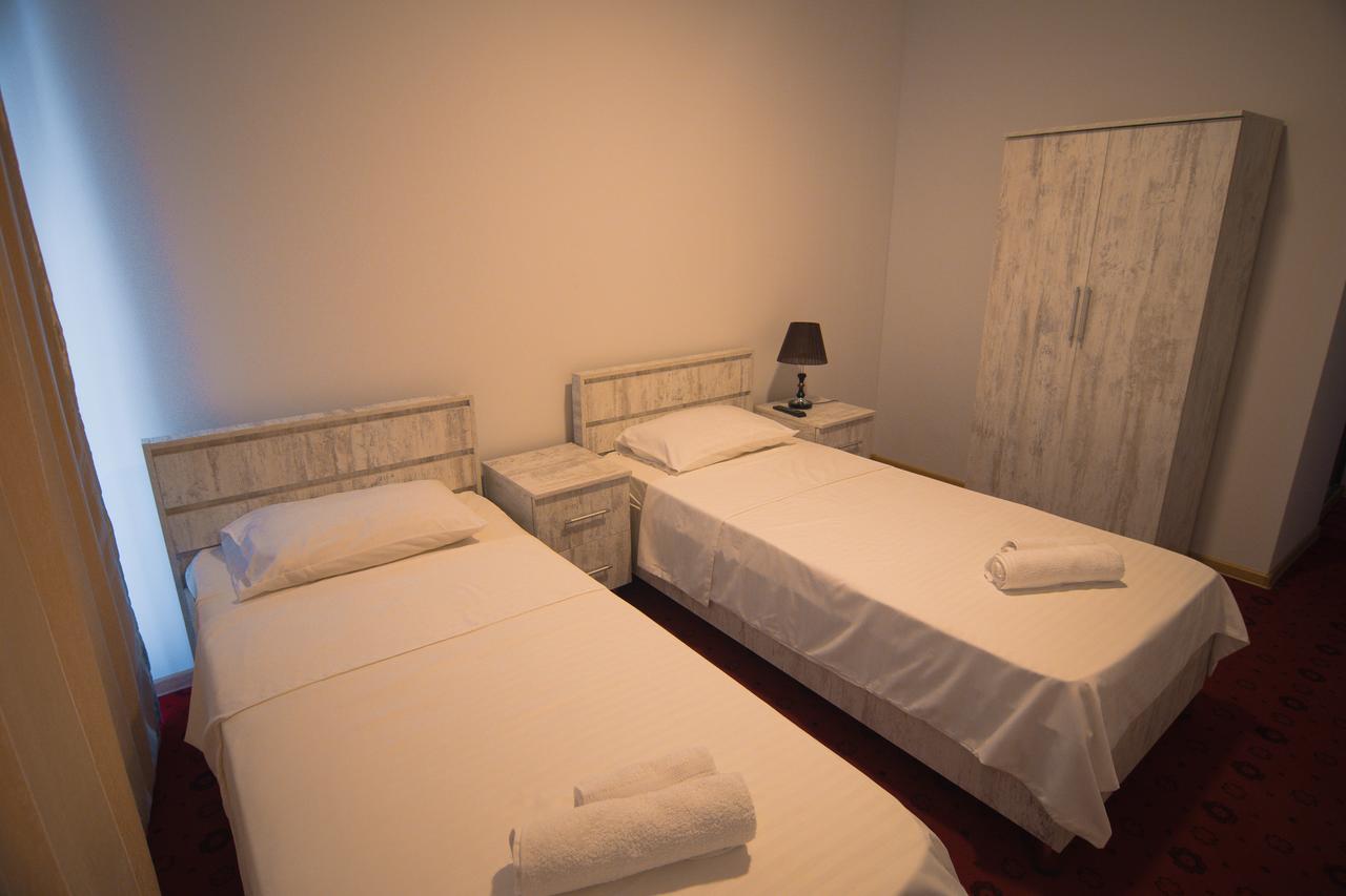 Hotel Tsiskari Telavi Esterno foto