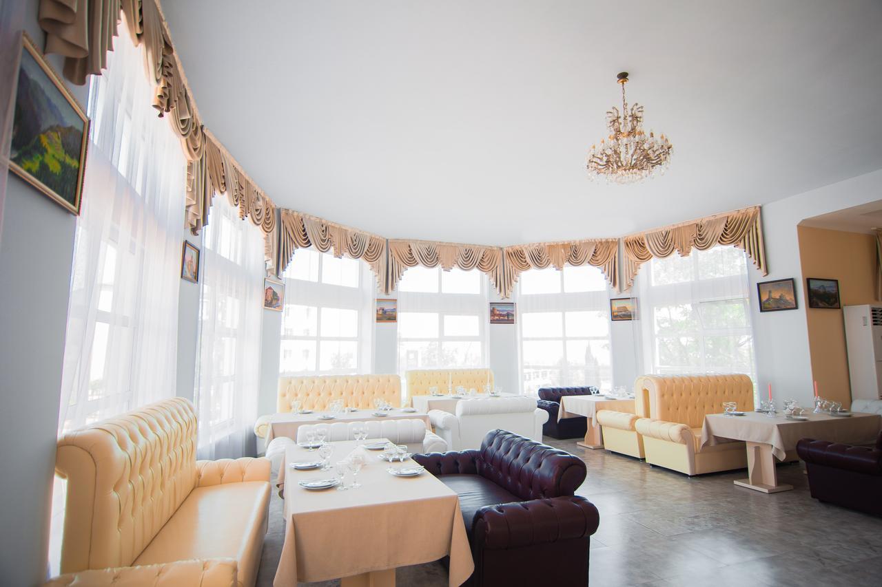 Hotel Tsiskari Telavi Esterno foto